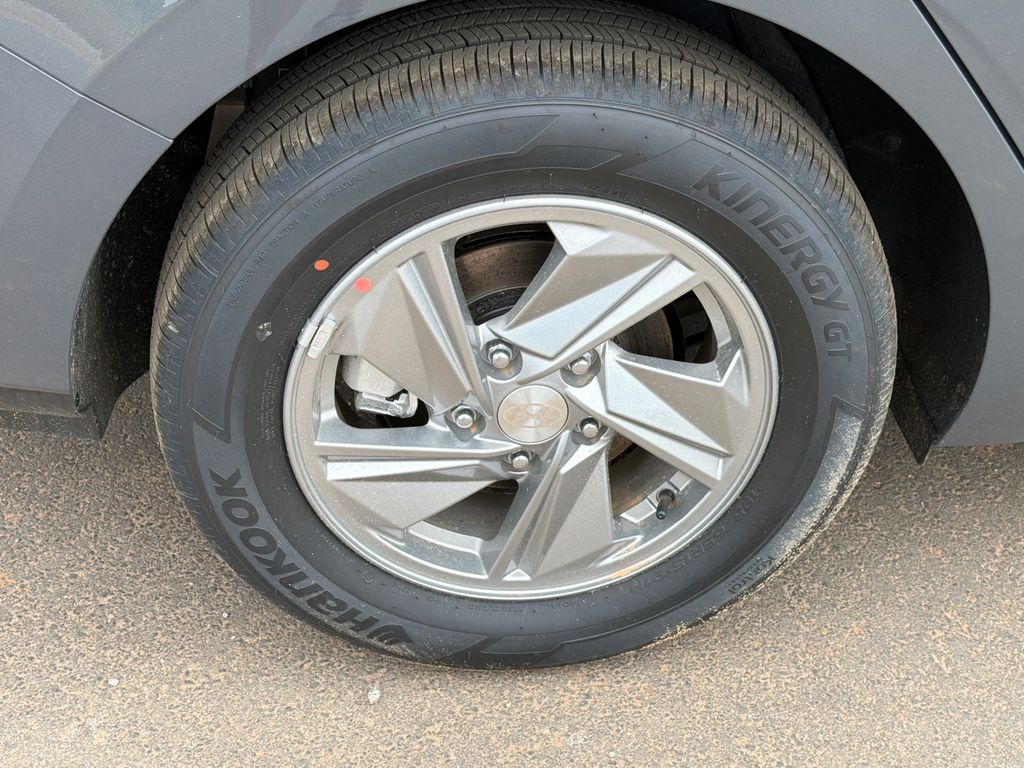 New 2026 Gray Hyundai SE image 18