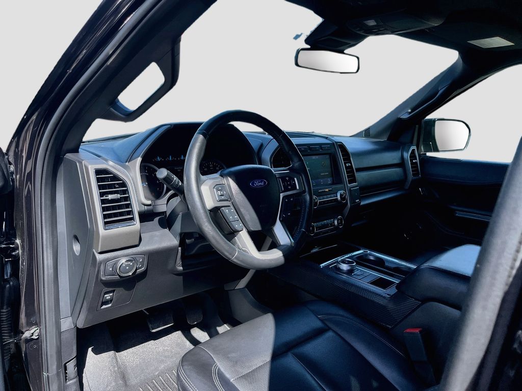 Used 2021 Black Ford XLT image 9