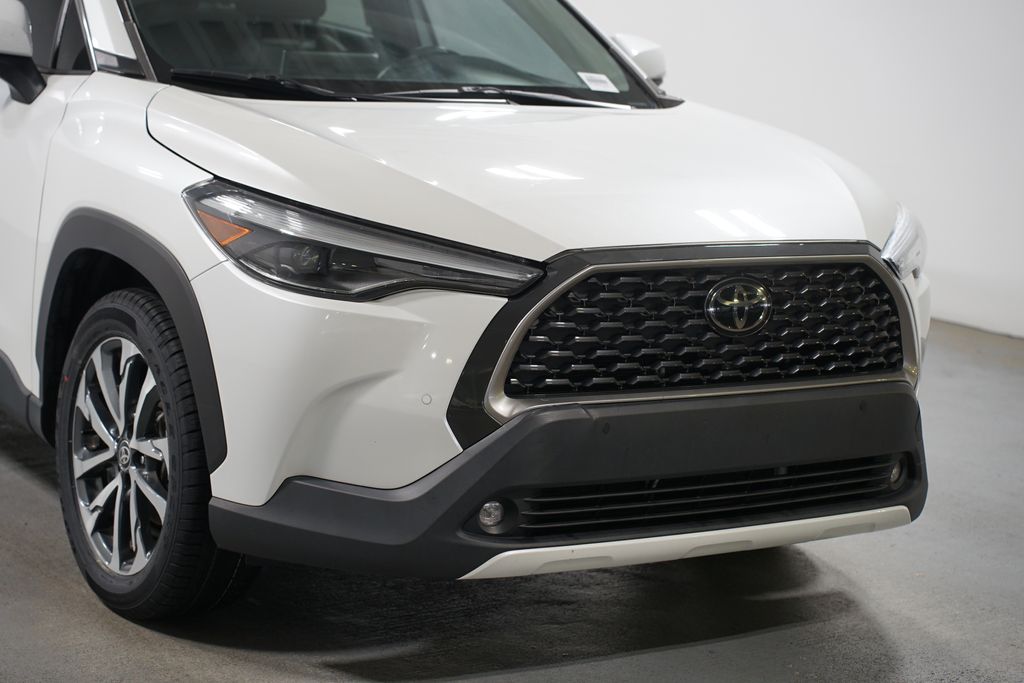 Thumbnail: 2023 Toyota Corolla Cross - 4