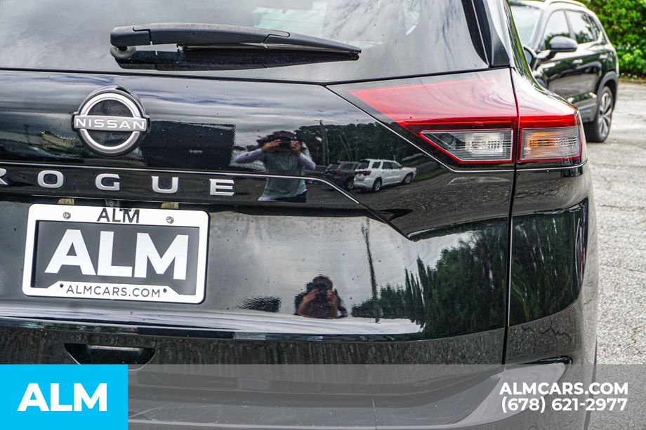 Used 2024 Black Nissan S image 13