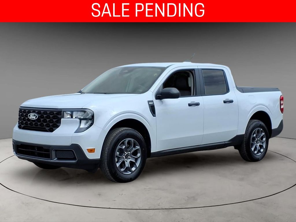 Space White Metallic 2025 Ford Maverick XLT SuperCrew AWD Pickup Truck All-Wheel Drive Continuously Variable Transmission