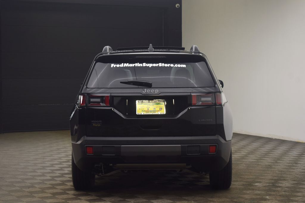 new 2026 Jeep Cherokee car, priced at $38,854