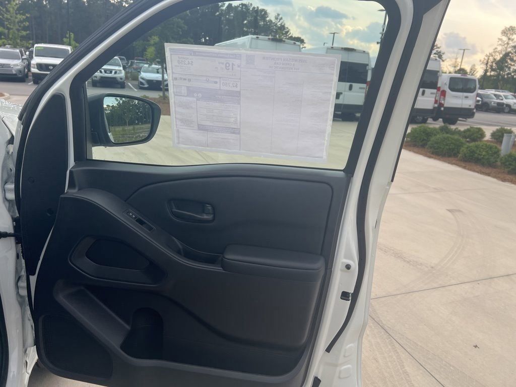 2025 Glacier White Nissan Frontier S 4X4 Truck