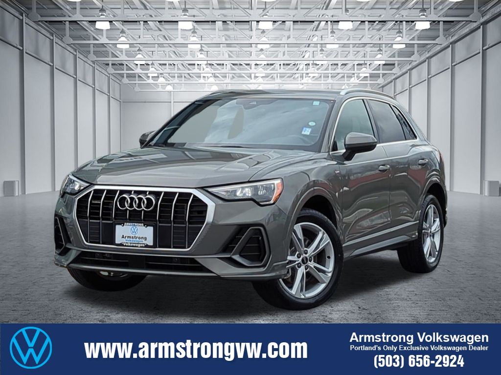 2022 Audi Q3 quattro Premium S Line 45 TFSI