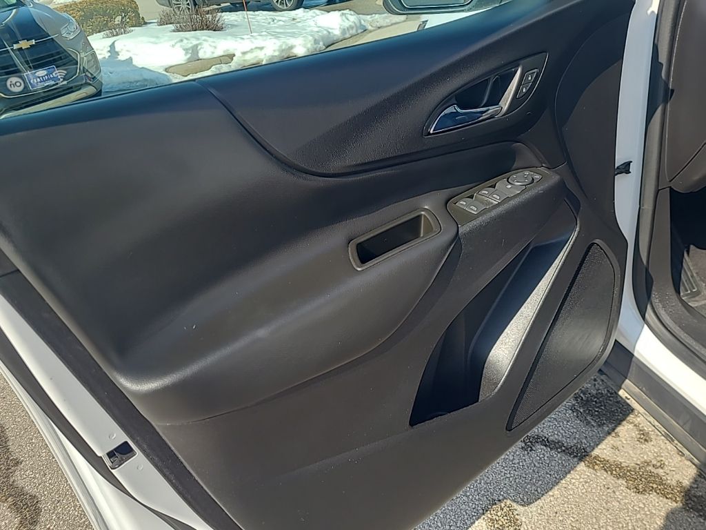 used 2022 Chevrolet Equinox car, priced at $15,390