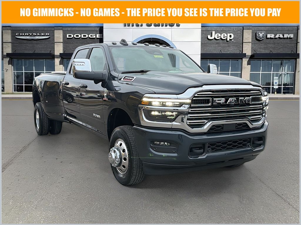 2026 RAM 3500 Laramie Crew Cab LB DRW 4WD