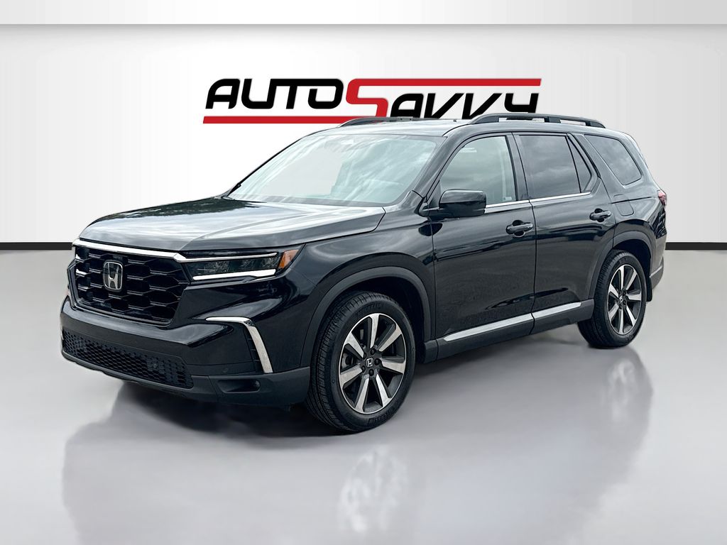 2024 Honda Pilot Touring Black at AutoSavvy Houston Northwest