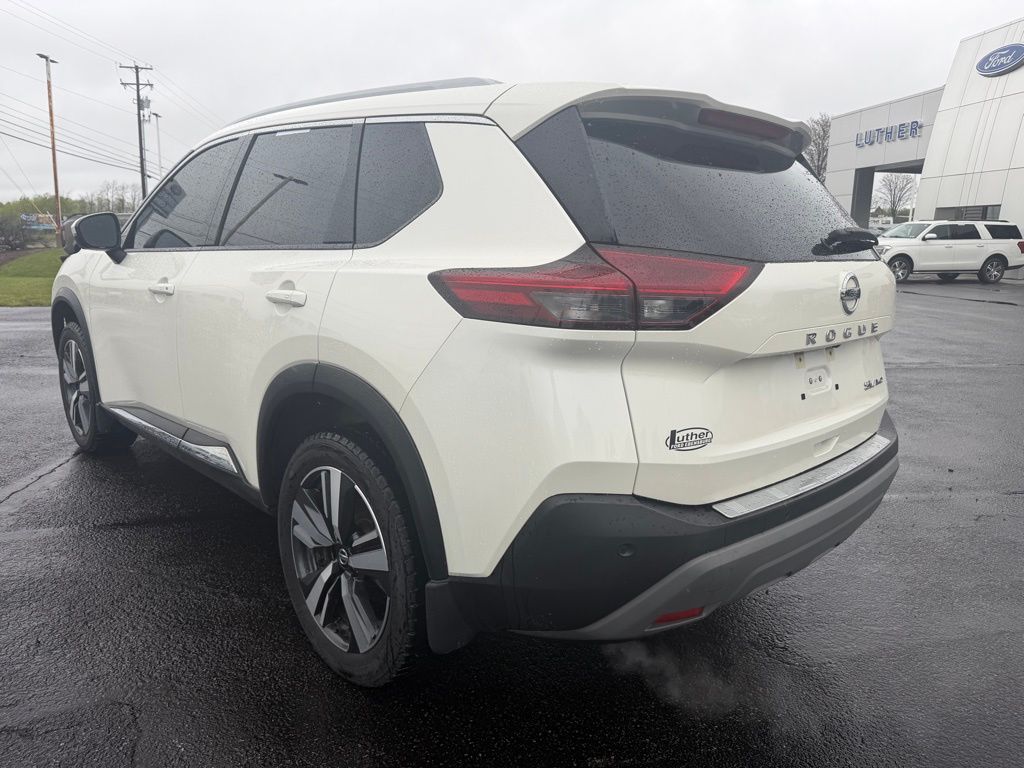 2021 Nissan Rogue SL - 1