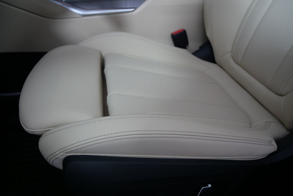 2025 BMW i4 eDrive40 9