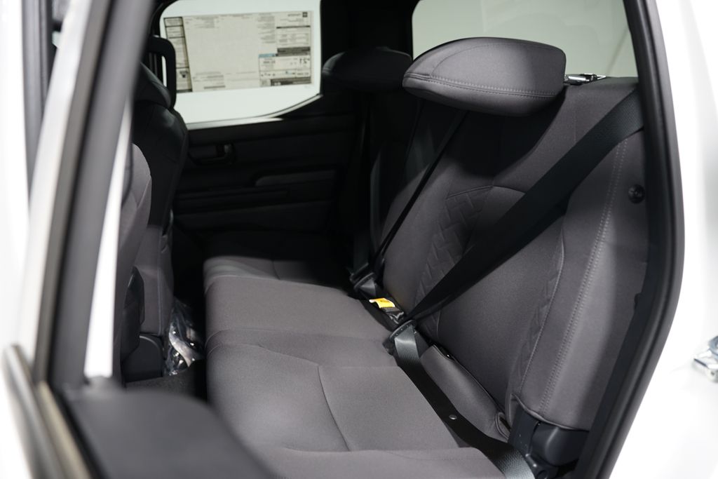 2025 Toyota Tacoma SR5 30