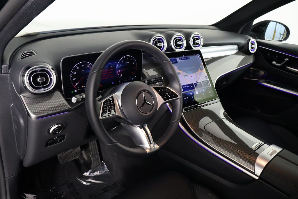 Thumbnail: 2025 Mercedes-Benz GLC - 7