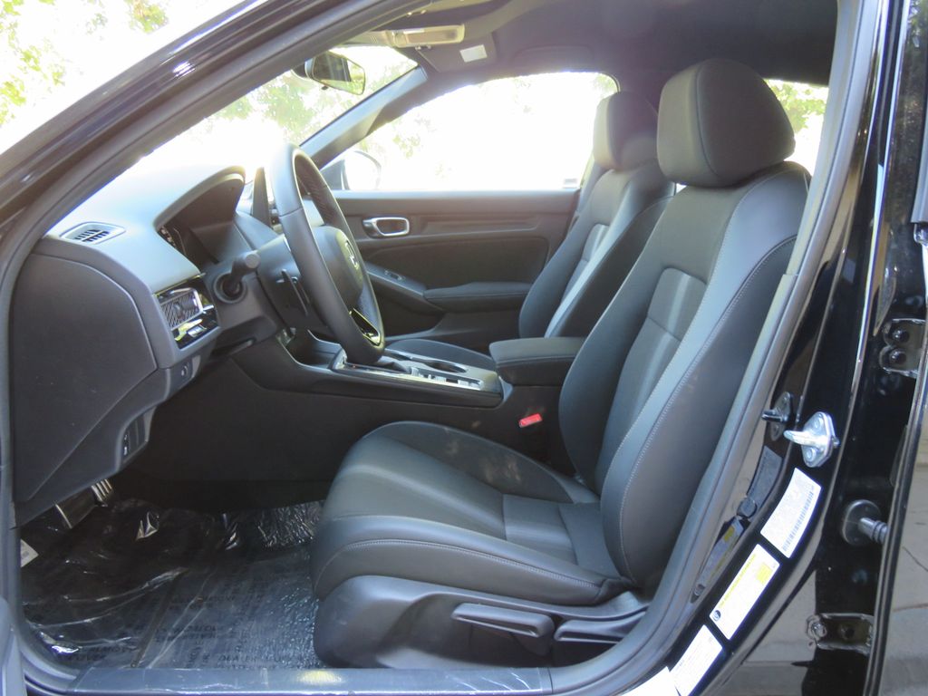 2025 Honda Civic Sport 9