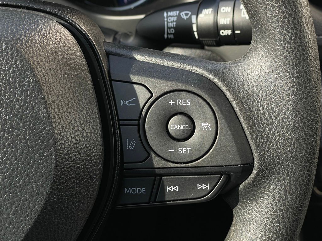 Thumbnail: 2024 Toyota RAV4 - 14