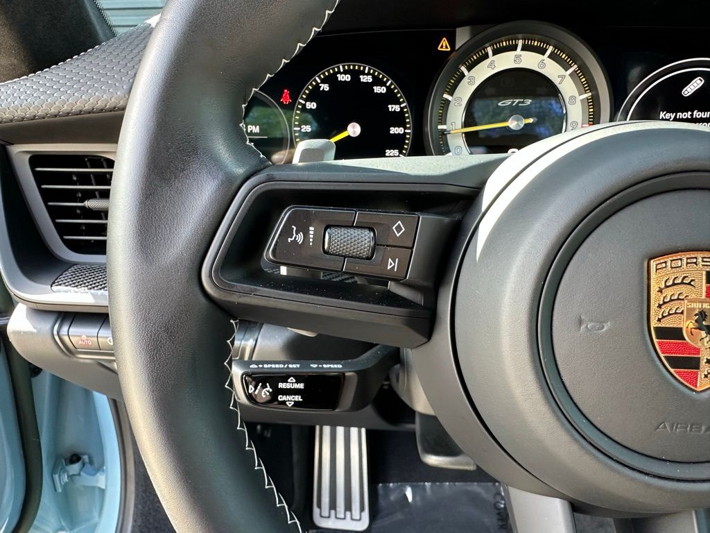 Thumbnail: 2022 Porsche 911 - 21