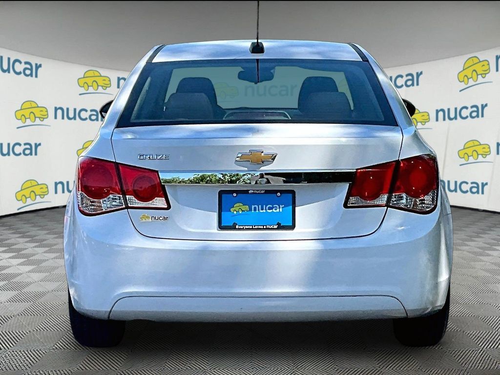 2016 Chevrolet Cruze Limited — photo 5