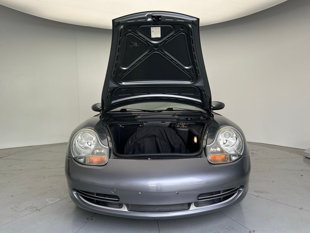 Thumbnail: 2001 Porsche 911 - 26