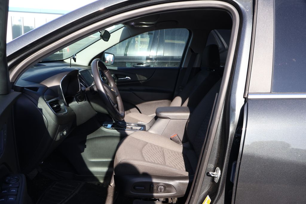 2021 Chevrolet Equinox LT 12