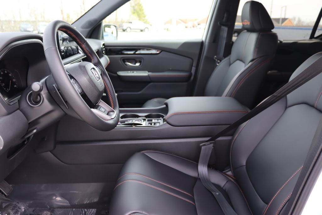 2025 Honda Pilot TrailSport 31
