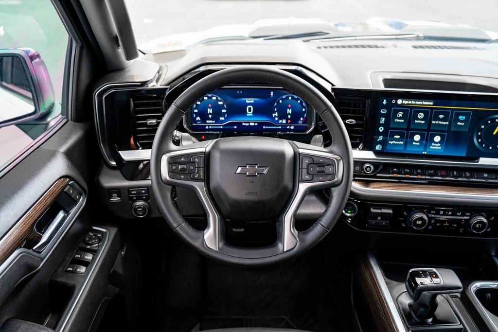 Used Car 2025 Chevrolet Silverado 1500  Lt Trail Boss For Sale Under $60,000 In Austin, Texas