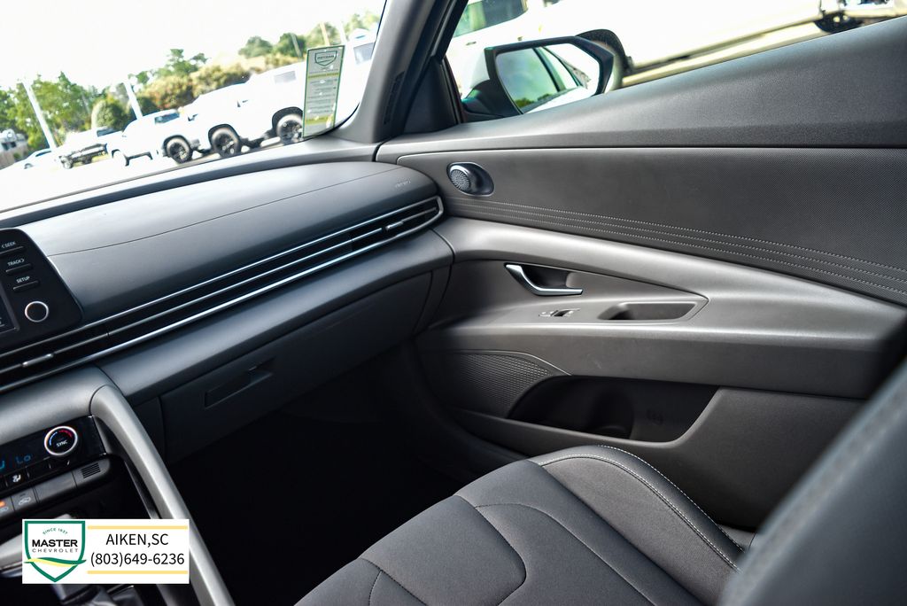 Used 2022 Hyundai Elantra Sedan