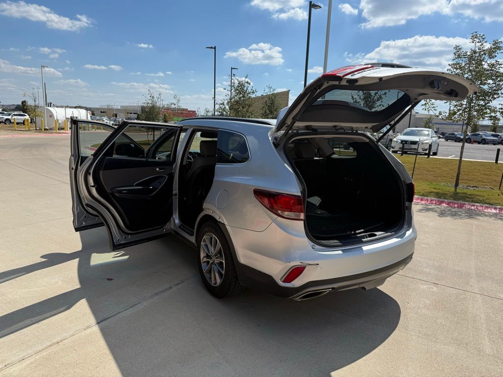 Thumbnail: 2017 Hyundai Santa Fe - 23