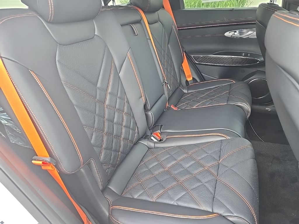 Thumbnail: 2026 Genesis GV70 - 24