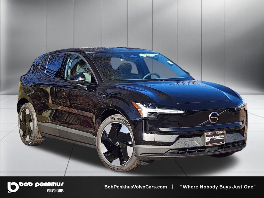 2025 Volvo EX30 Twin Motor Performance Plus