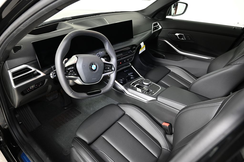 Thumbnail: 2026 BMW 3 Series - 15