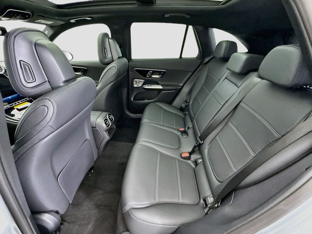 Thumbnail: 2026 Mercedes-Benz GLC - 21