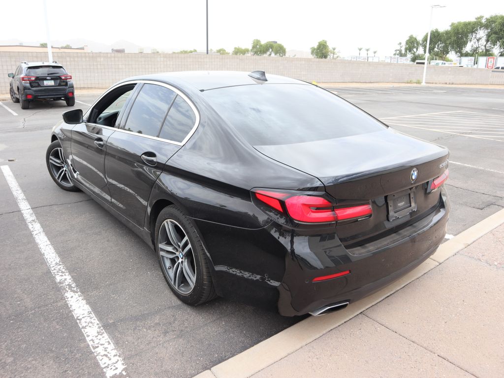 Thumbnail: 2021 BMW 5 Series - 2