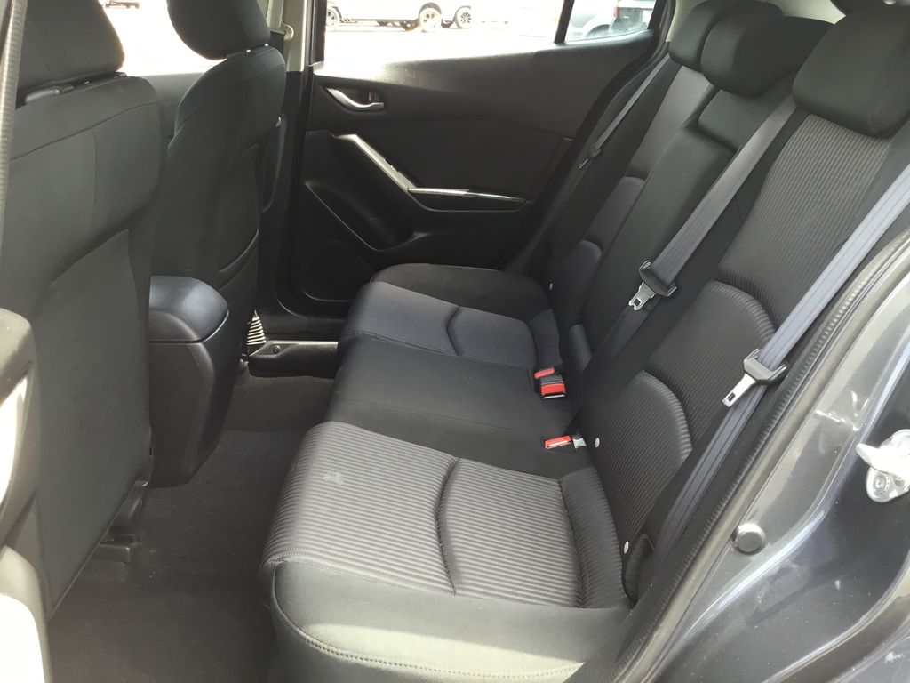 Thumbnail: 2015 Mazda Mazda3 - 14