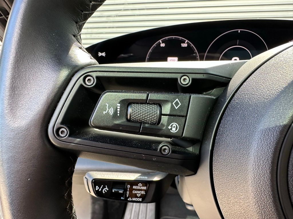 Thumbnail: 2024 Porsche Taycan - 17