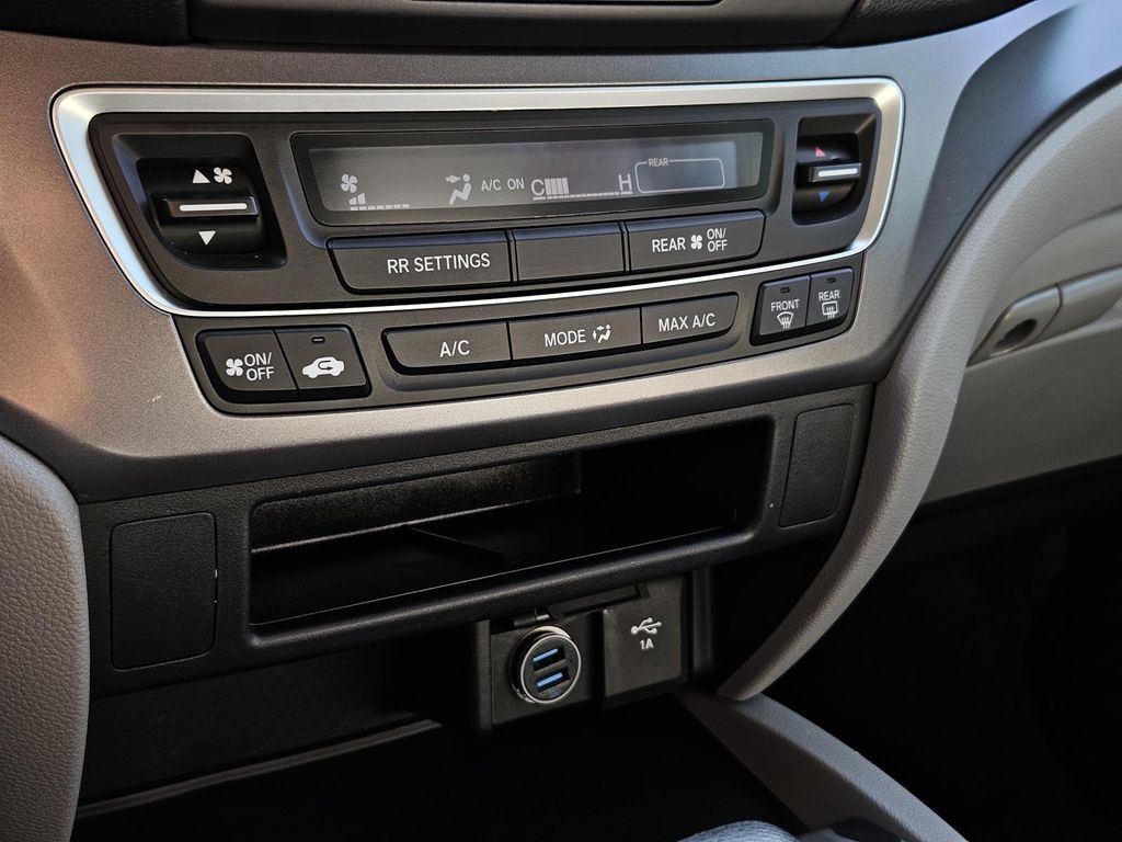 used 2020 Honda Pilot car, priced at $16,700