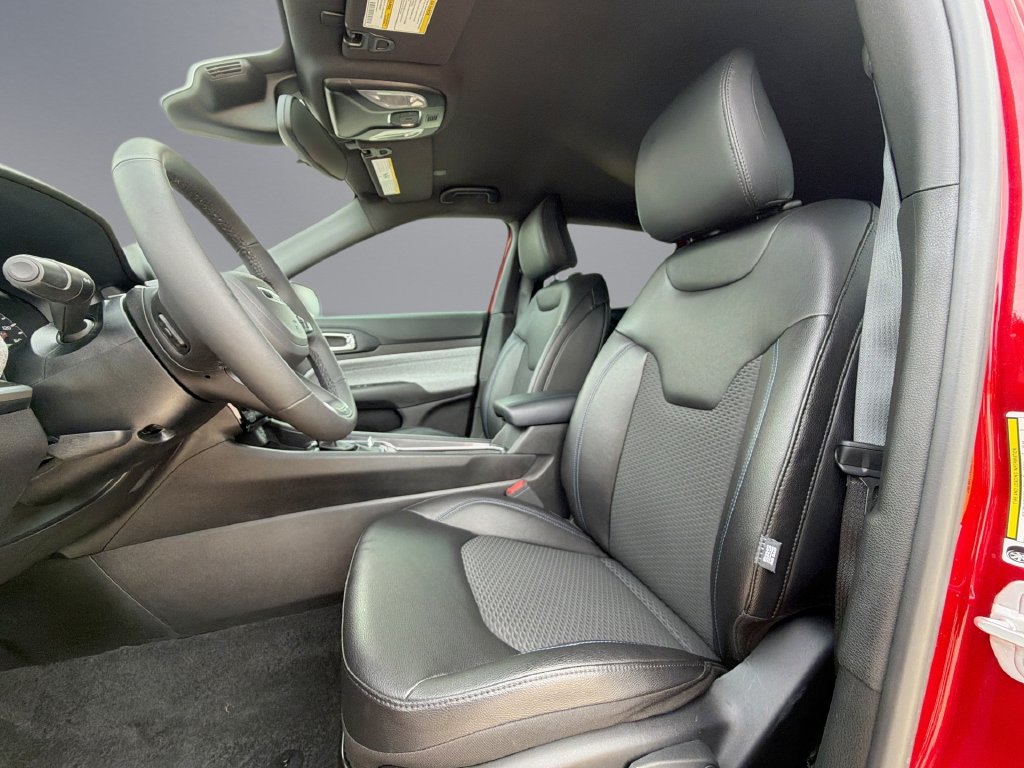 Thumbnail: 2025 Jeep Compass - 30