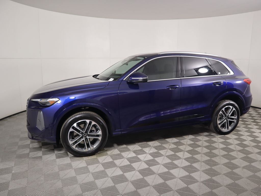 Thumbnail: 2025 Audi Q5 - 8