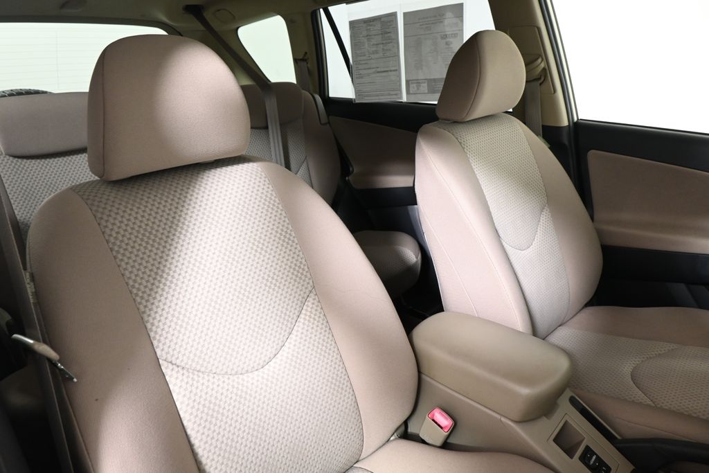 Thumbnail: 2007 Toyota RAV4 - 29