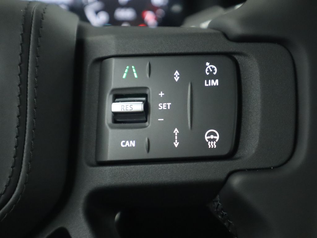 Thumbnail: 2025 Land Rover Defender - 12