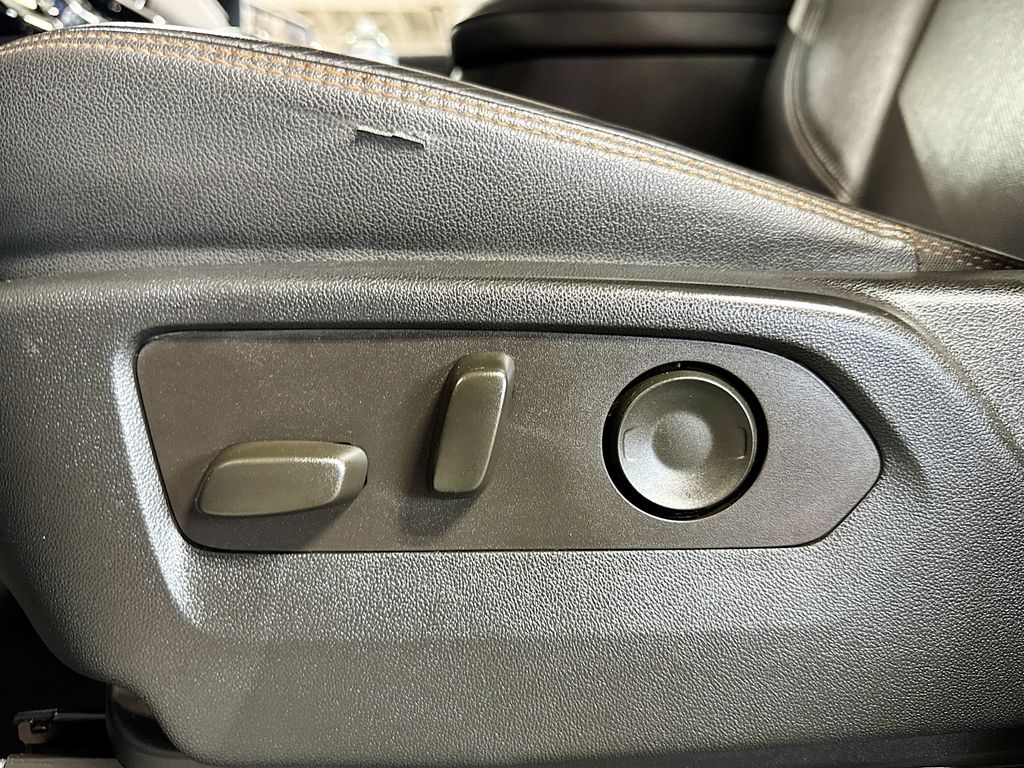 2022 GMC Sierra 1500 AT4 - Photo 21