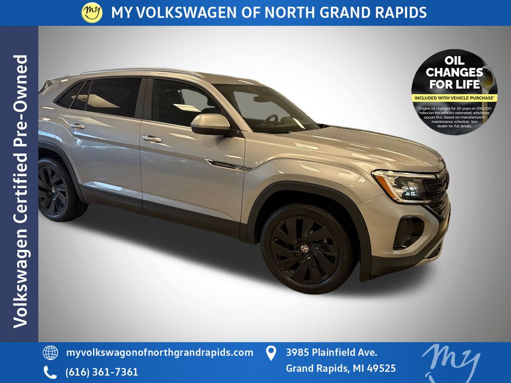 2024 Volkswagen Atlas Cross Sport SE 4Motion with Technology