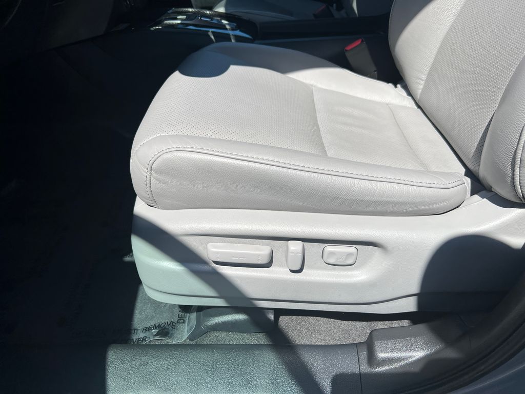 Thumbnail: 2023 Honda Passport - 15