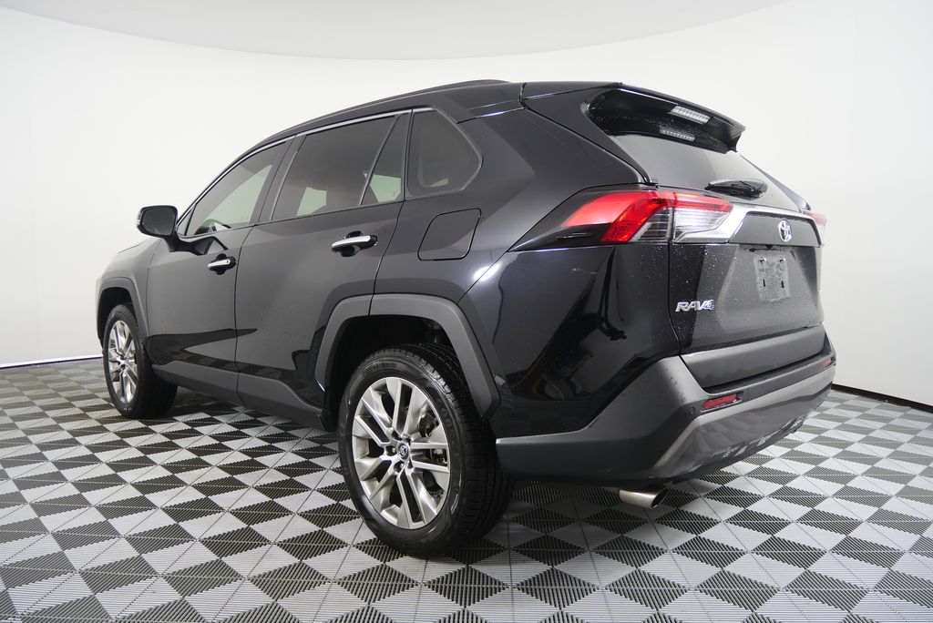 Thumbnail: 2019 Toyota RAV4 - 5