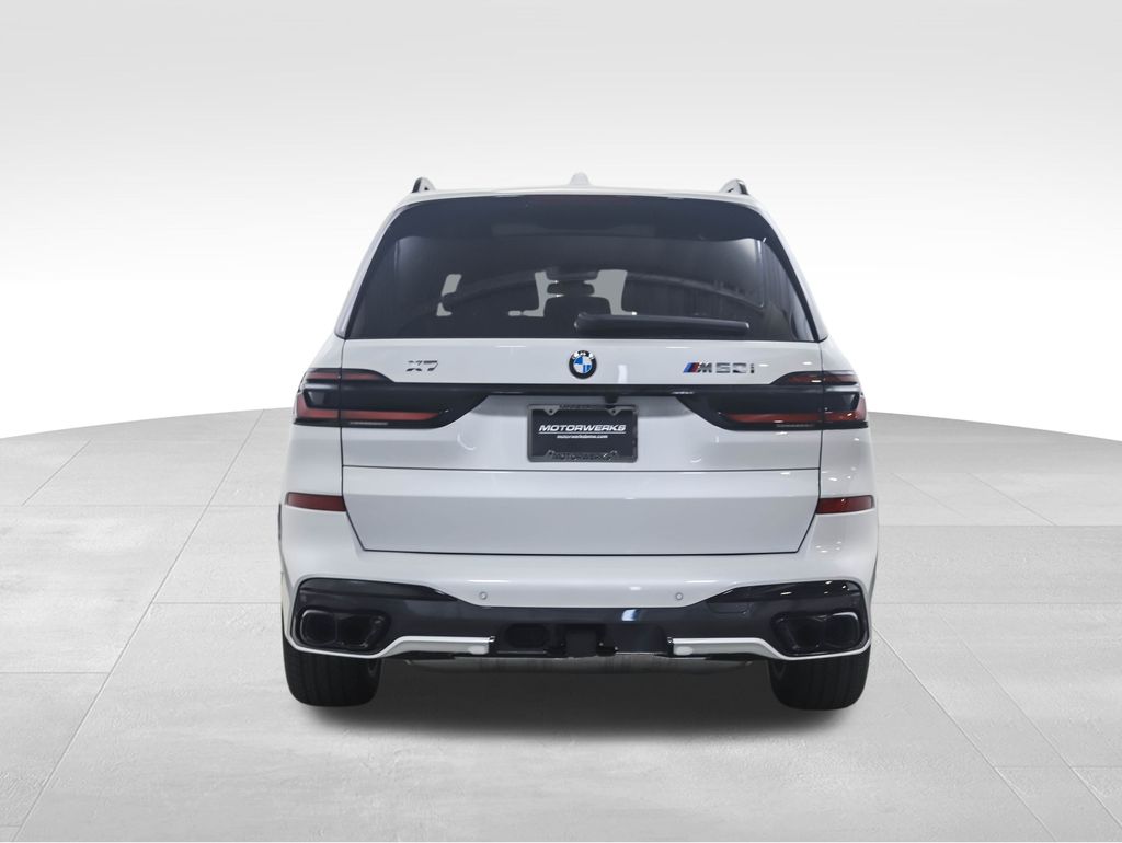 Thumbnail: 2026 BMW X7 - 5