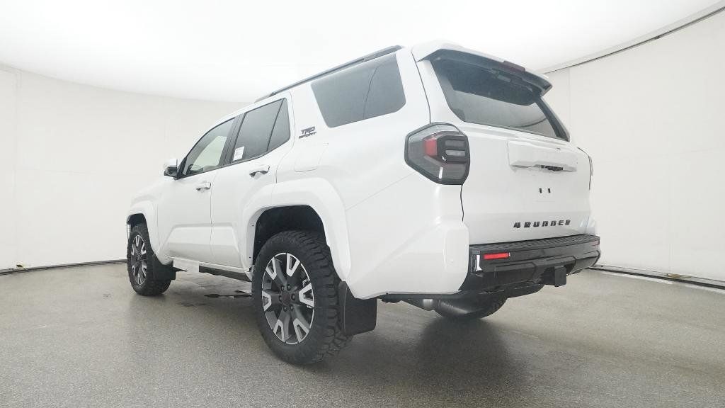 Thumbnail: 2025 Toyota 4Runner - 14