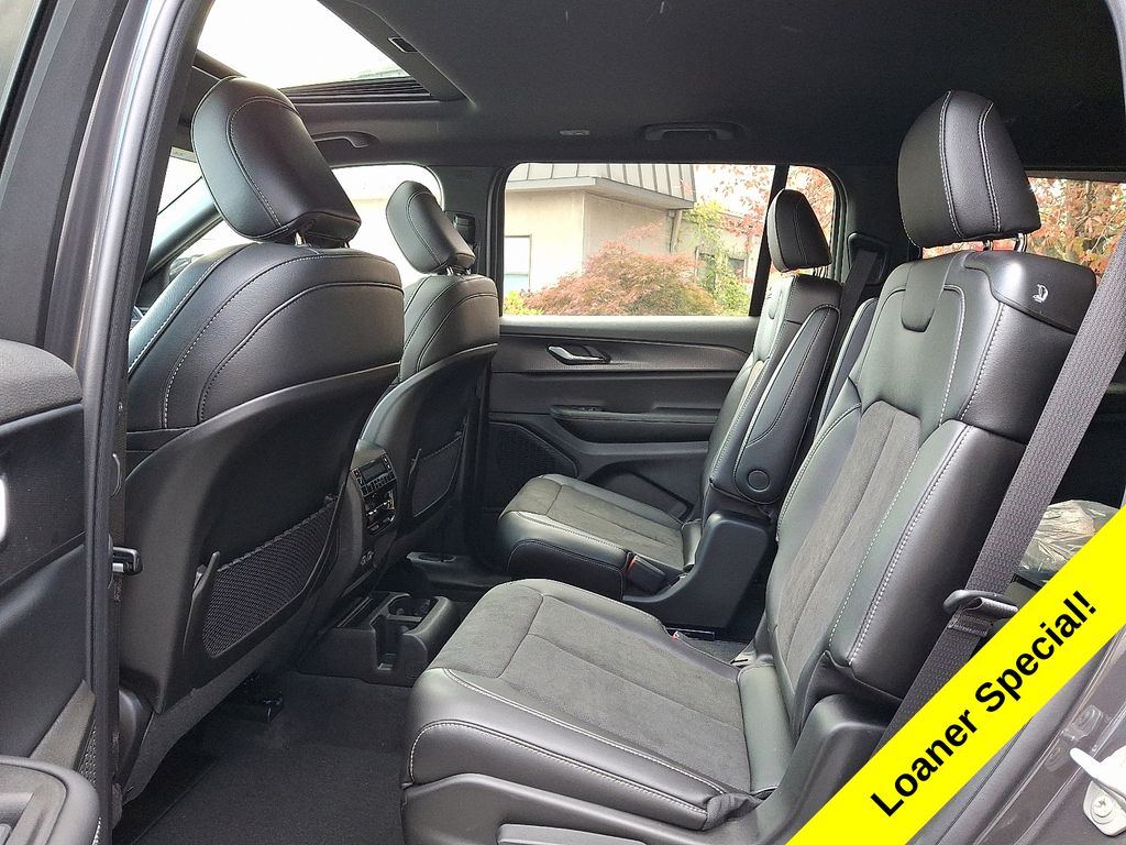 New 2025 Jeep Grand Cherokee L SUV