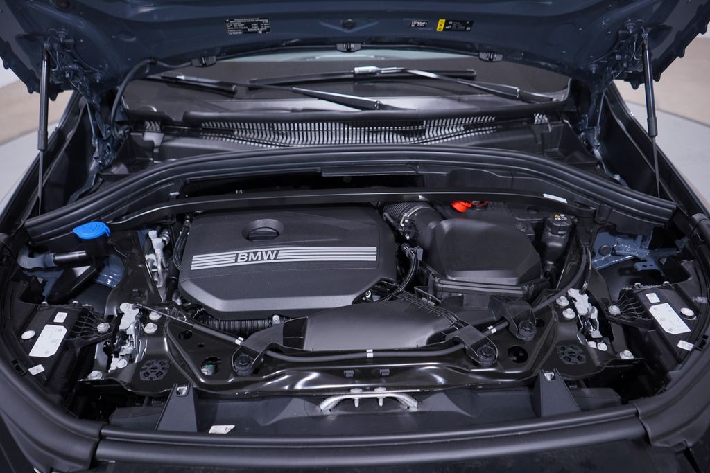 Thumbnail: 2026 BMW X1 - 14