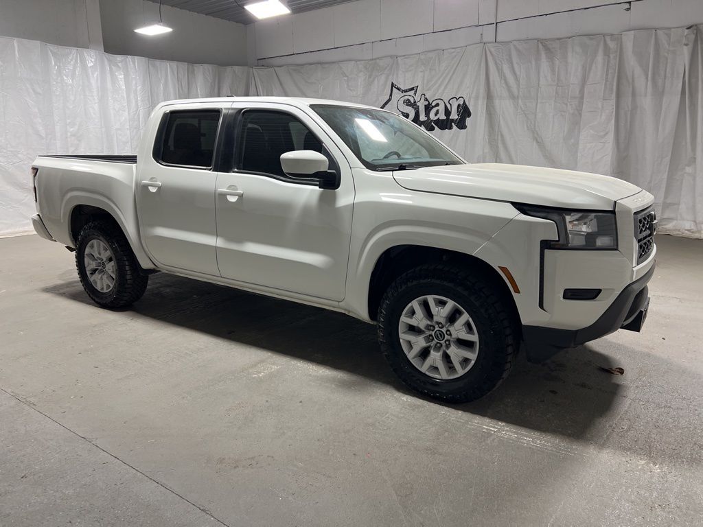 2022 Nissan Frontier SV Crew Cab 4WD