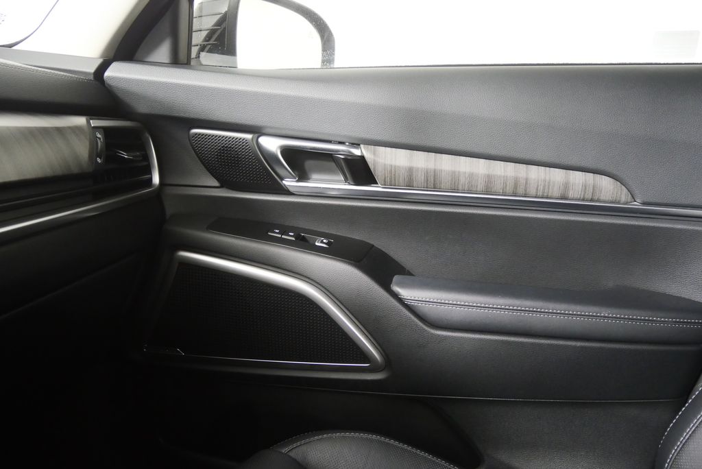 Thumbnail: 2023 Kia Telluride - 28