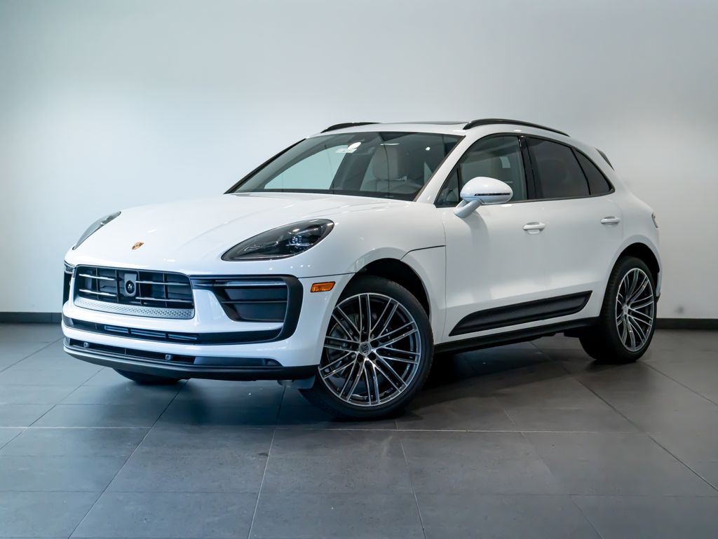 Carrara White Metallic 2026 Porsche Macan SUV / Crossover All-Wheel Drive 7-Speed Automatic