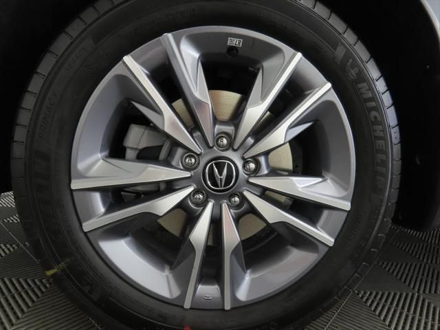 Thumbnail: 2025 Acura ADX - 30