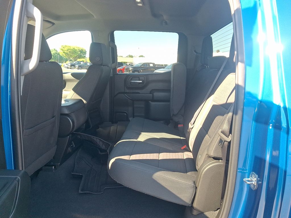 Thumbnail: 2022 Chevrolet Silverado 1500 - 10